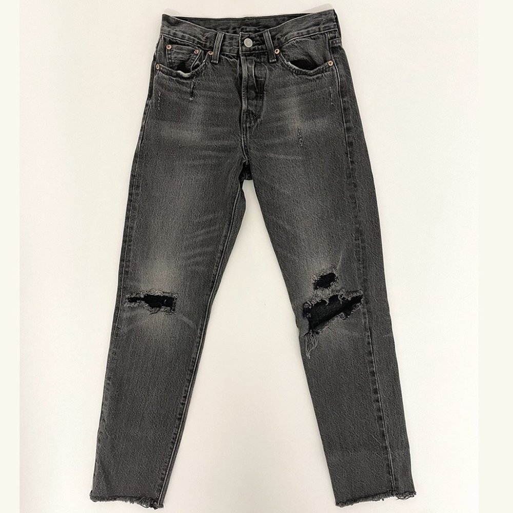 Levi's Wedgie High Rise Straight Leg Jeans In Black